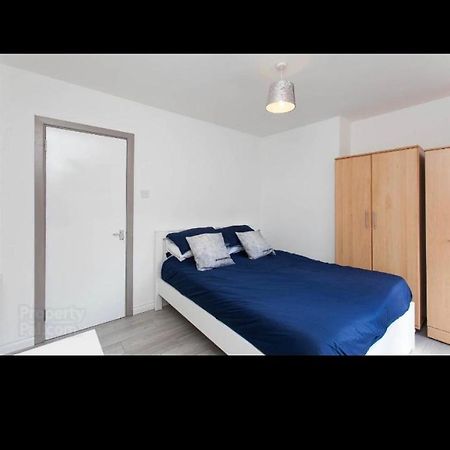 House @ Queens University Belfast Luaran gambar